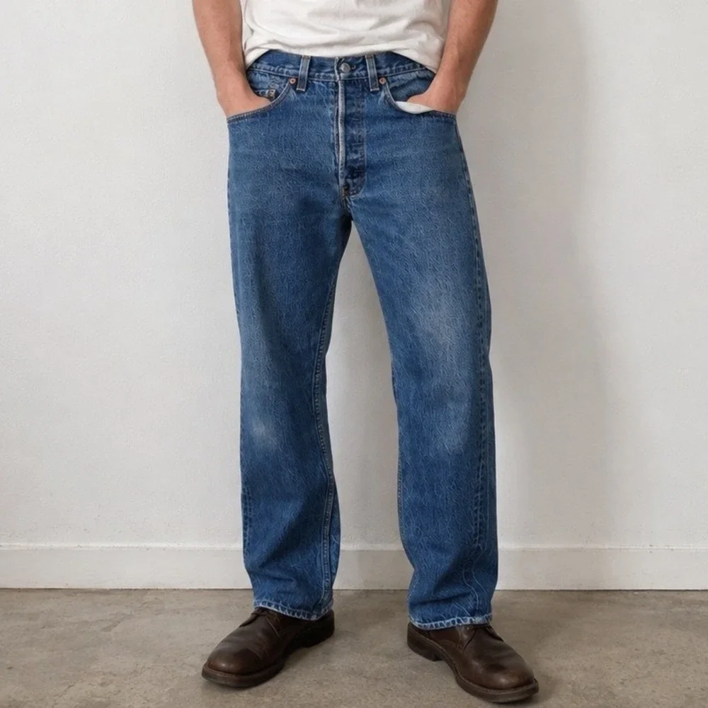 Vintage Levis 501xx Jeans 32x32 Blue Straight Leg Made in USA Grunge Americana